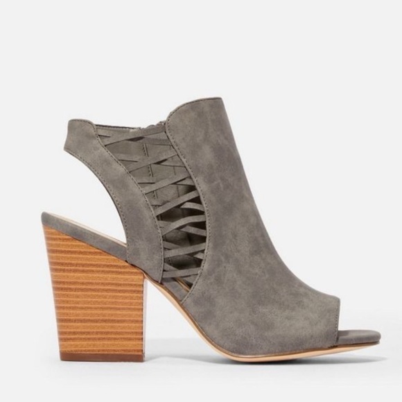 JustFab Shoes - JustFab Kenia Cut Out Heeled Sandal Gray Faux Nubuck Leather Size 7.5 Heels